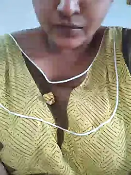 Snapshot of Ayesha_mahi chatting on 01-19-25, 02:47 Ayesha mahi online show from 01-19-25, 02:47