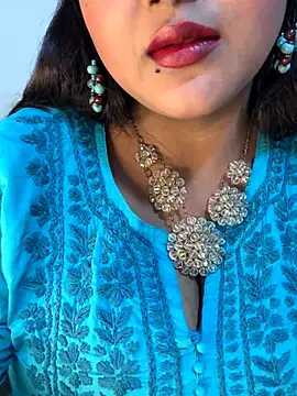 Snapshot of Ayesha_mahi chatting on 09-14-25, 08:35 Ayesha mahi online show from 09-14-25, 08:35