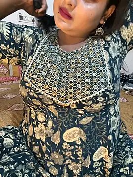 Snapshot of Ayesha_mahi chatting on 10-26-25, 09:15 Ayesha mahi online show from 10-26-25, 09:15