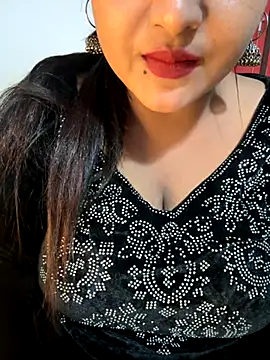 Snapshot of Ayesha_mahi chatting on 11-23-25, 04:51 Ayesha mahi online show from 11-23-25, 04:51