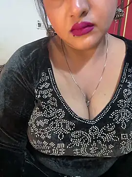 Snapshot of Ayesha_mahi chatting on 11-24-25, 08:25 Ayesha mahi online show from 11-24-25, 08:25