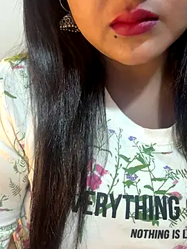 Snapshot of Ayesha_mahi chatting on 12-03-25, 08:34 Ayesha mahi online show from 12-03-25, 08:34