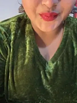 Snapshot of Ayesha_mahi chatting on 02-04-26, 09:15 Ayesha mahi online show from 02-04-26, 09:15