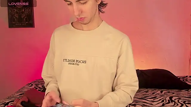 Snapshot of BrahmBelial_ chatting on 12-18-25, 02:12 BrahmBelial online show from 12-18-25, 02:12