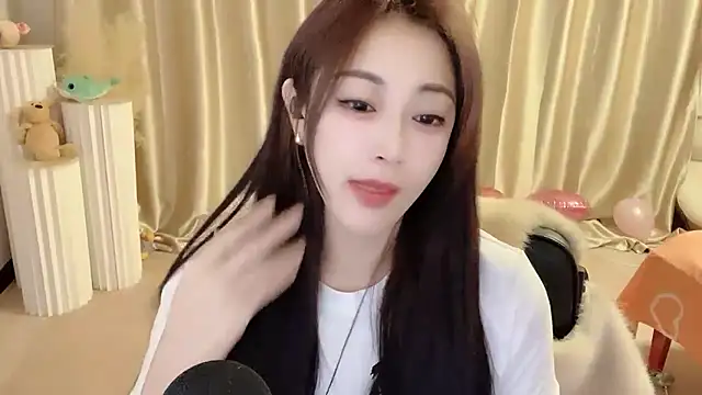 Daisy-77 online show from 01-30-25, 06:21