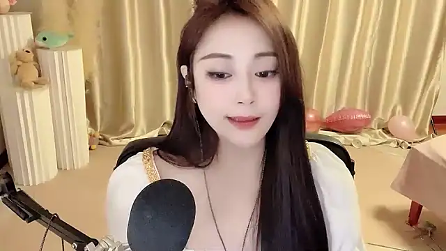 Daisy-77 online show from 02-08-25, 09:04