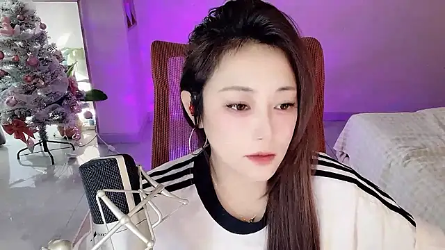 Daisy-77 online show from 01-13-26, 06:08