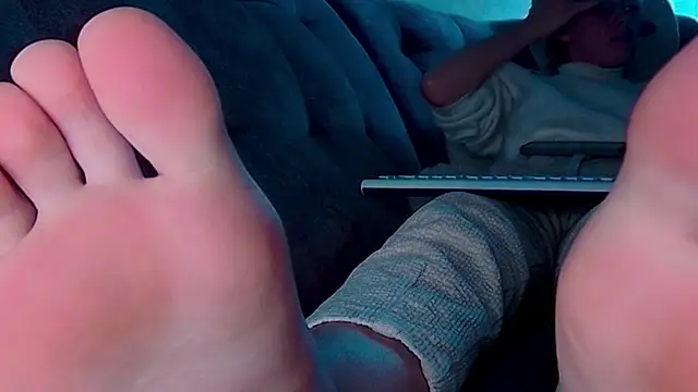 Snapshot of AgnesMillerS chatting on 12-09-24, 10:32 AgnesMillerS online show from 12-09-24, 10:32