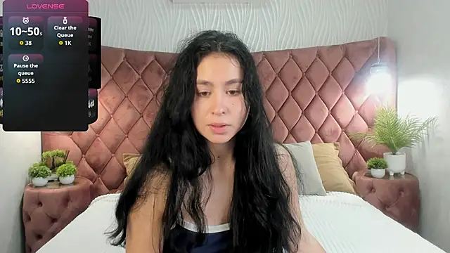 Mile Madeline online show from 10-02-25, 07:04