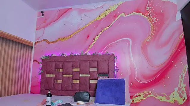 Snapshot of Daisy__rose chatting on 11-25-25, 03:06 Daisy rose online show from 11-25-25, 03:06