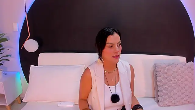 Ada Monroe10 online show from 04-22-26, 01:56