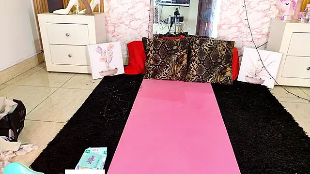 RileySkye online show from 09-26-25, 08:57