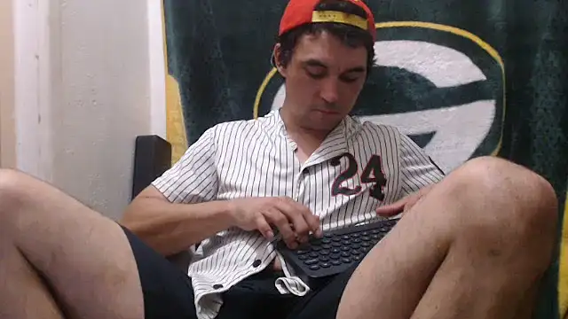 Snapshot of Apeezy14 chatting on 12-08-24, 09:19 Apeezy14 online show from 12-08-24, 09:19