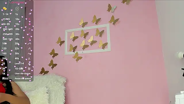 Snapshot of Alba_Olimpo chatting on 01-11-25, 03:44 Alba Olimpo online show from 01-11-25, 03:44