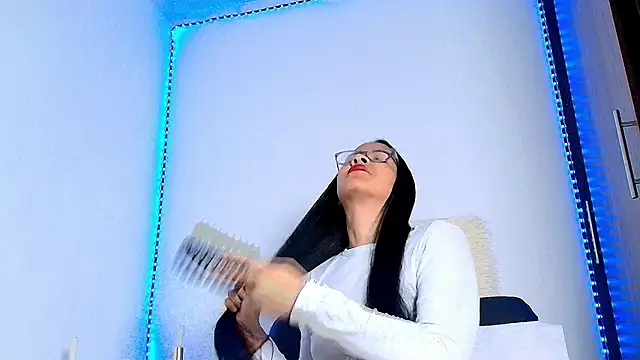 Snapshot of Alba_Olimpo chatting on 05-08-26, 05:29 Alba Olimpo online show from 05-08-26, 05:29