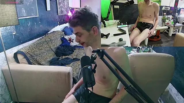 Snapshot of Doggyray44 chatting on 12-07-24, 08:49 Doggyray44 online show from 12-07-24, 08:49