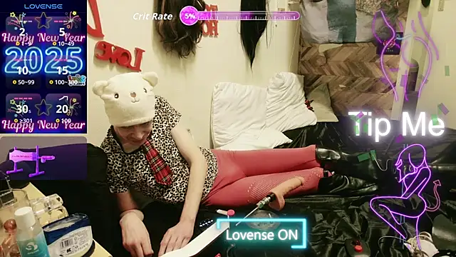 Snapshot of Doggyray44 chatting on 12-21-25, 04:14 Doggyray44 online show from 12-21-25, 04:14