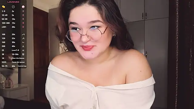 July Slowdive online show from 11-18-25, 05:34