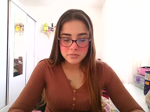 maliamiller online show from 07-04-26, 04:35