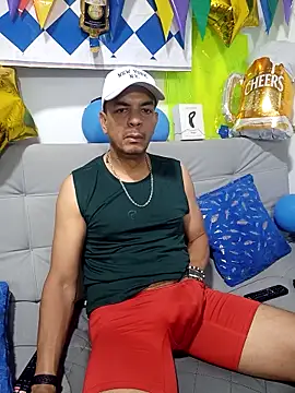 latinmartin73 online show from 10-04-25, 02:20