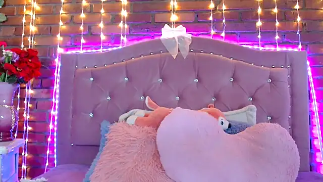 dulcevegga online show from 01-31-25, 06:24