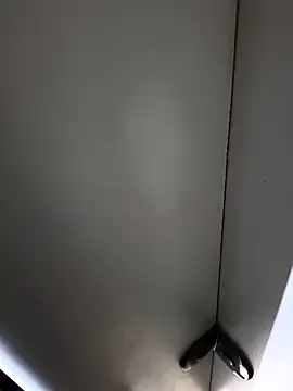 Snapshot of huzi518 chatting on 09-17-25, 03:41 huzi518 online show from 09-17-25, 03:41