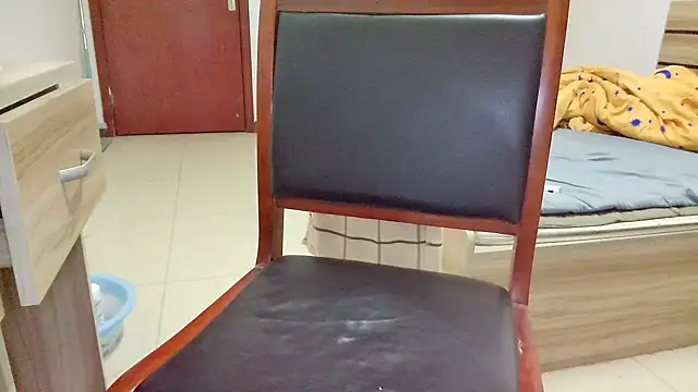 Snapshot of huzi518 chatting on 09-27-25, 03:39 huzi518 online show from 09-27-25, 03:39