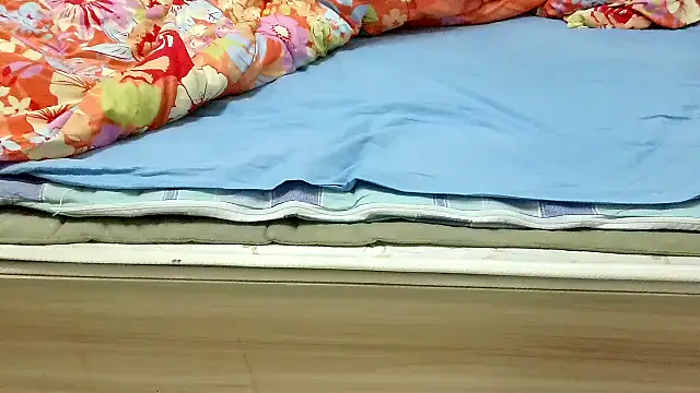 Snapshot of huzi518 chatting on 10-20-25, 11:54 huzi518 online show from 10-20-25, 11:54