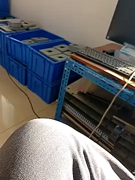 Snapshot of huzi518 chatting on 01-14-26, 06:30 huzi518 online show from 01-14-26, 06:30