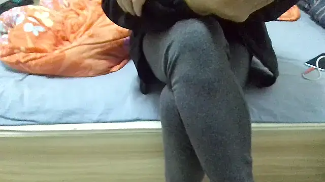 Snapshot of huzi518 chatting on 01-19-26, 12:14 huzi518 online show from 01-19-26, 12:14