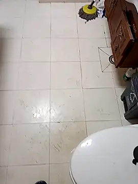 Snapshot of huzi518 chatting on 02-11-26, 01:38 huzi518 online show from 02-11-26, 01:38