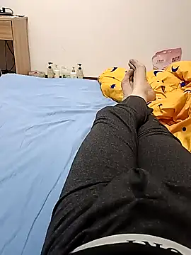 Snapshot of huzi518 chatting on 03-21-26, 01:26 huzi518 online show from 03-21-26, 01:26