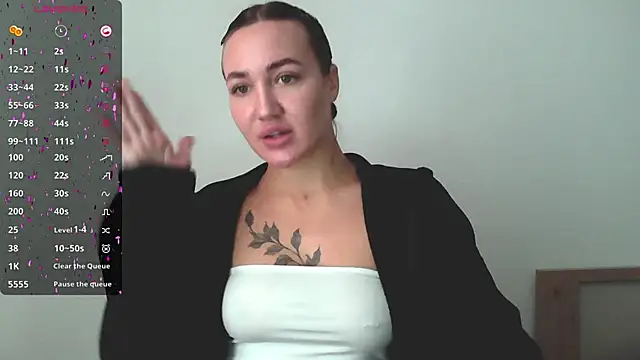 Snapshot of Stasia_Queen chatting on 12-09-24, 09:49 Stasia Queen online show from 12-09-24, 09:49