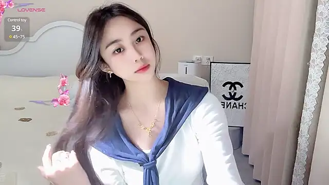 Caitlyn   online show from 02-09-25, 02:07