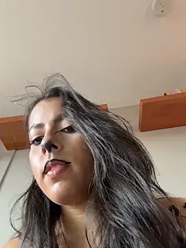 DakotaShelby online show from 10-29-25, 10:11