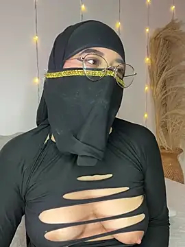 Maisa issa online show from 02-07-25, 04:56