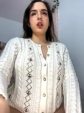 tatianaAlvarez1 online show from 11-12-25, 10:15