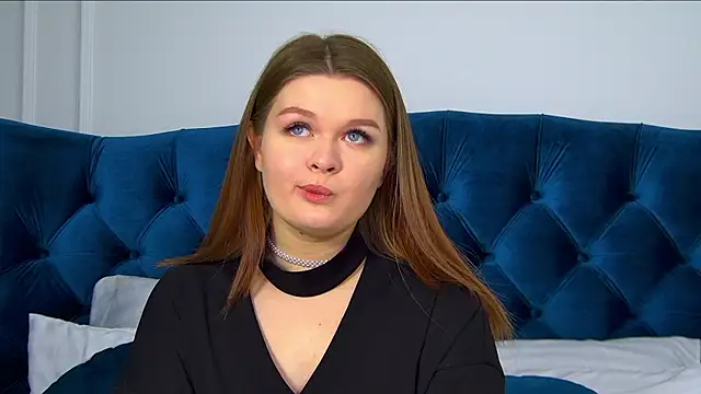 Snapshot of CrystalLyons chatting on 02-01-25, 06:21 CrystalLyons online show from 02-01-25, 06:21