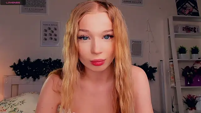 Snapshot of EvaSolisv chatting on 01-05-25, 07:17 EvaSolisv online show from 01-05-25, 07:17