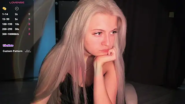 Lana Younes online show from 10-20-25, 09:43