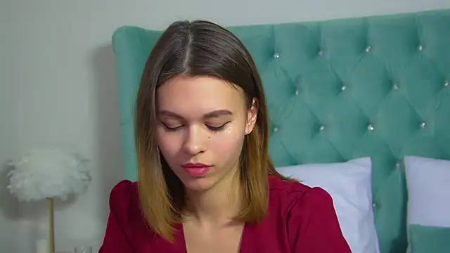 PollyLanders online show from 03-13-25, 10:26