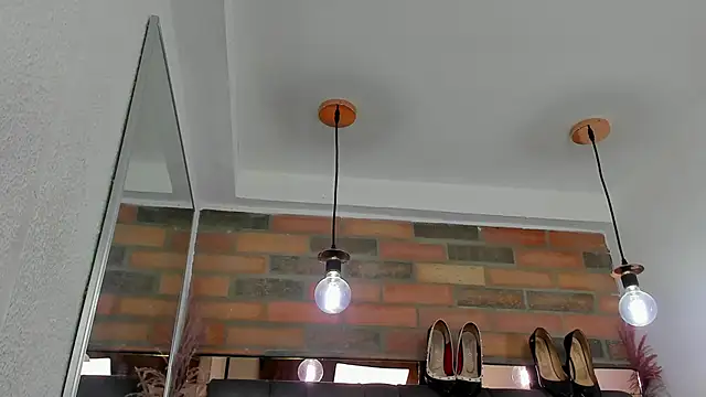 Snapshot of JESSYCORTES chatting on 11-15-25, 02:13 JESSYCORTES online show from 11-15-25, 02:13