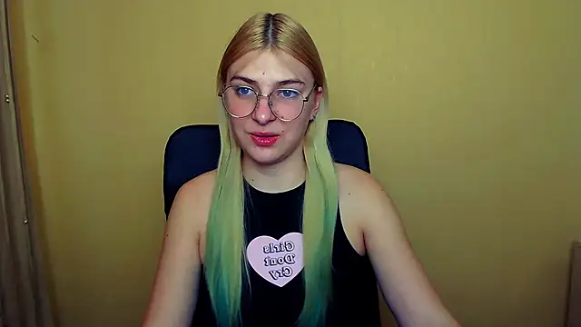 Luna Lush  online show from 01-13-25, 11:30