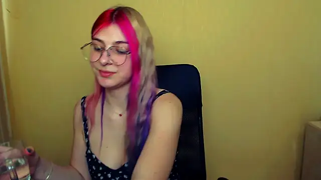 Luna Lush  online show from 02-26-25, 12:14