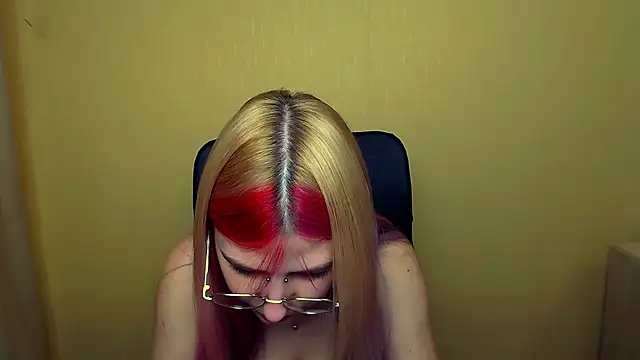 Luna Lush  online show from 03-04-25, 11:29