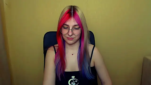 Luna Lush  online show from 03-05-25, 11:38