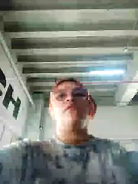 SophiaWeestt99 online show from 03-05-25, 06:56