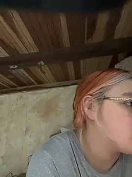 SophiaWeestt99 online show from 10-04-25, 02:09