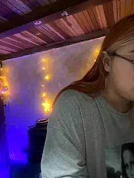 SophiaWeestt99 online show from 10-05-25, 02:43