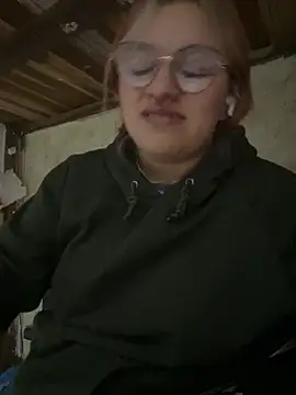 SophiaWeestt99 online show from 11-22-25, 04:22